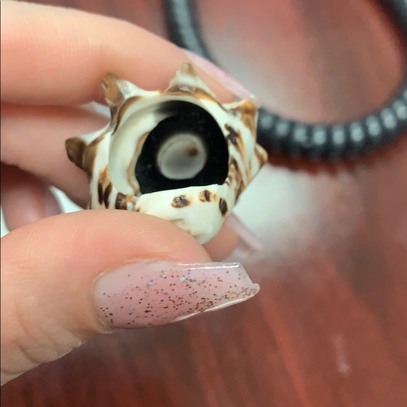 Authentic Seashell ring - Picture 4 of 4